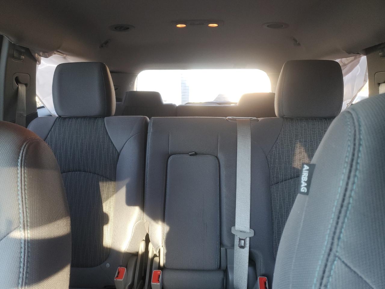 2015 Chevrolet Traverse - Image 10