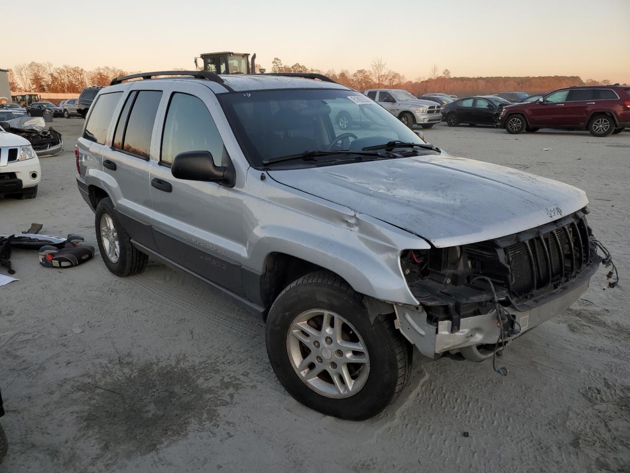 2004 Jeep Grand Cherokee - Image 4