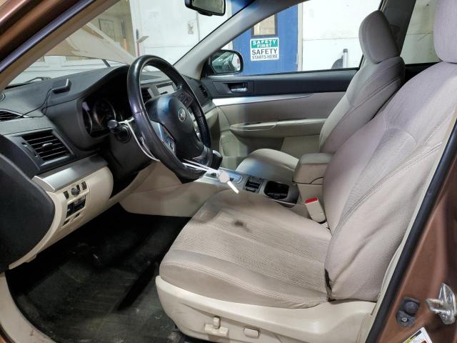  SUBARU OUTBACK 2013 Золотой