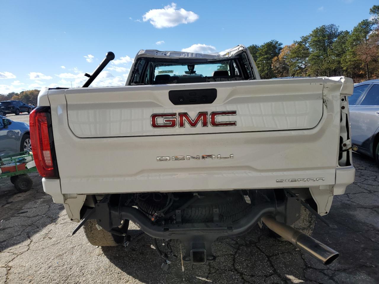2022 GMC Sierra - Image 6