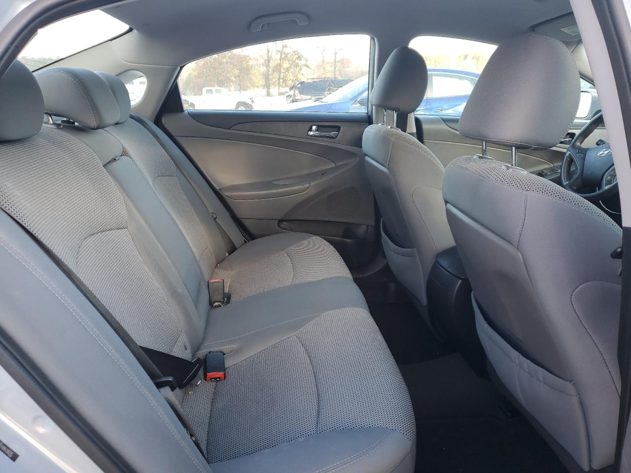 2014 Hyundai Sonata - Image 10