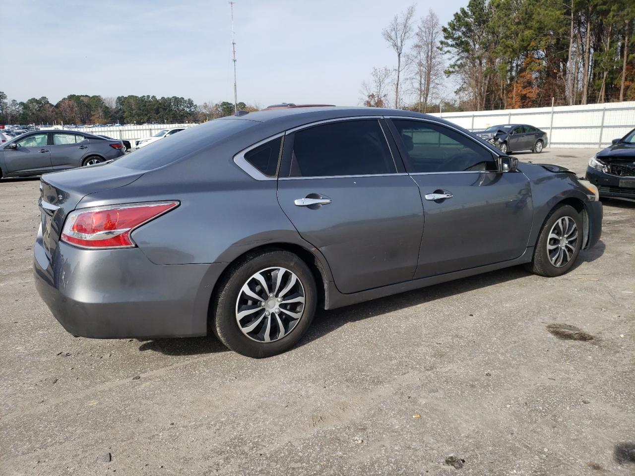 VIN 1N4AL3AP8FC263178 2015 NISSAN ALTIMA no.3