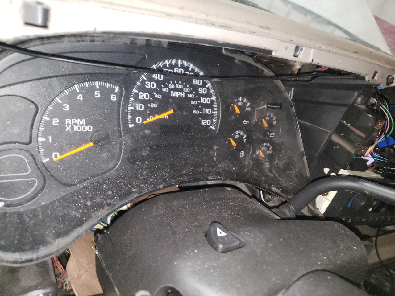 2005 Chevrolet Tahoe - Image 9