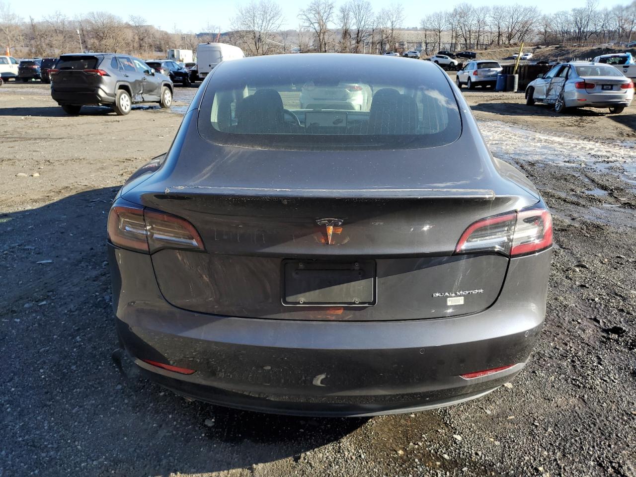 2019 Tesla Model 3 VIN: 5YJ3E1EB2KF389453 Lot: 84164504