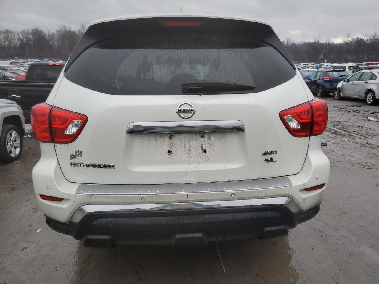 2019 Nissan Pathfinder - Image 6