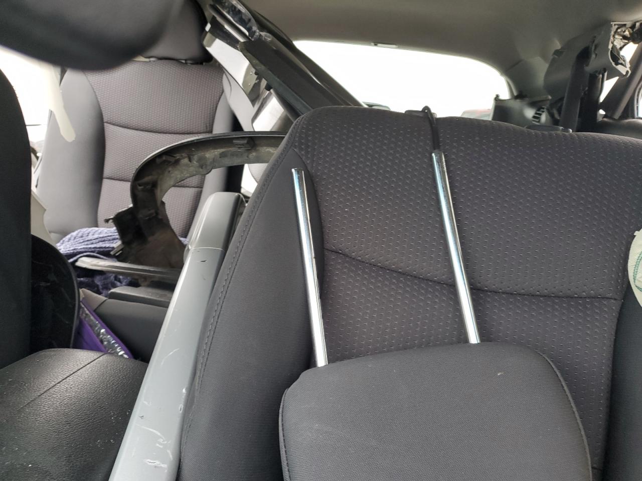 2011 Kia Sorento - Image 10