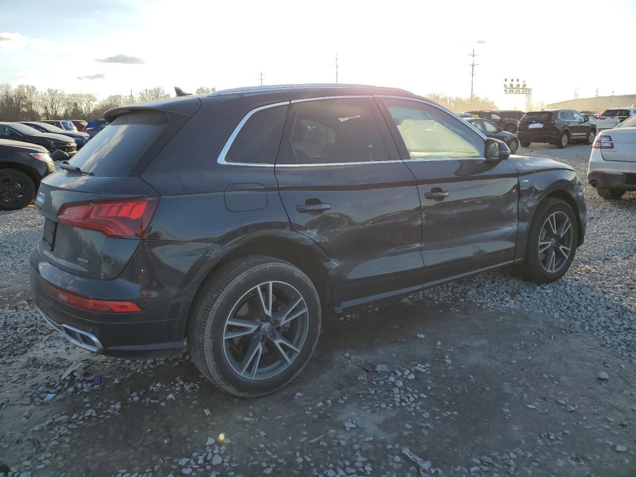 VIN WA1E2AFY1L2065266 2020 AUDI Q5 no.3