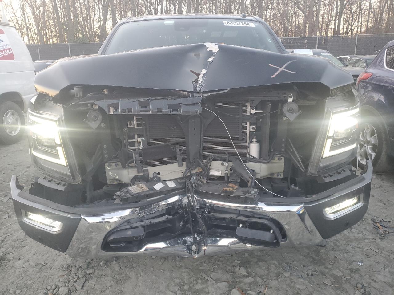 2021 Nissan Titan - Image 5