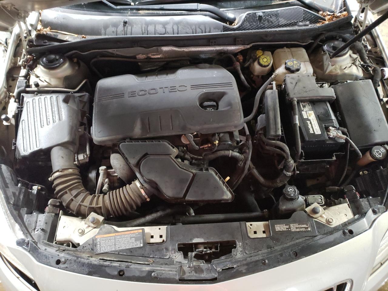 2011 Buick Regal - Image 11