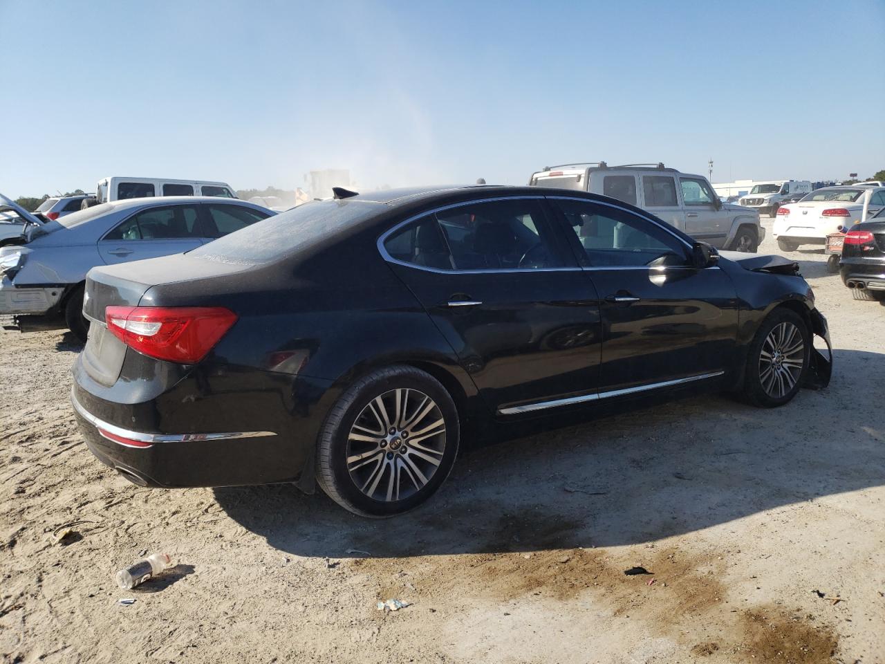 VIN KNALN4D78F5173268 2015 KIA CADENZA no.3