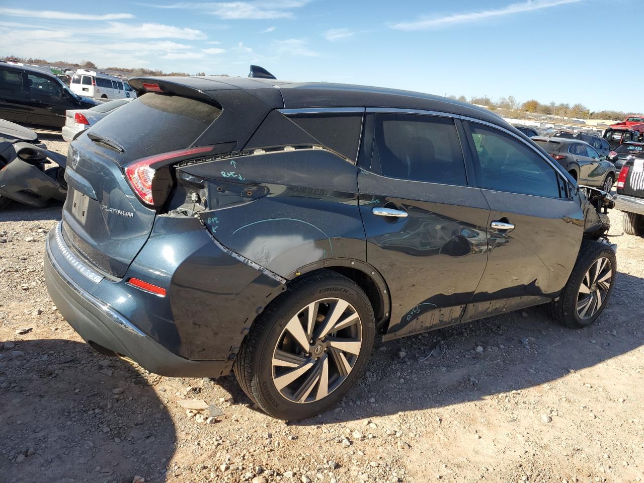2018 Nissan Murano - Image 3