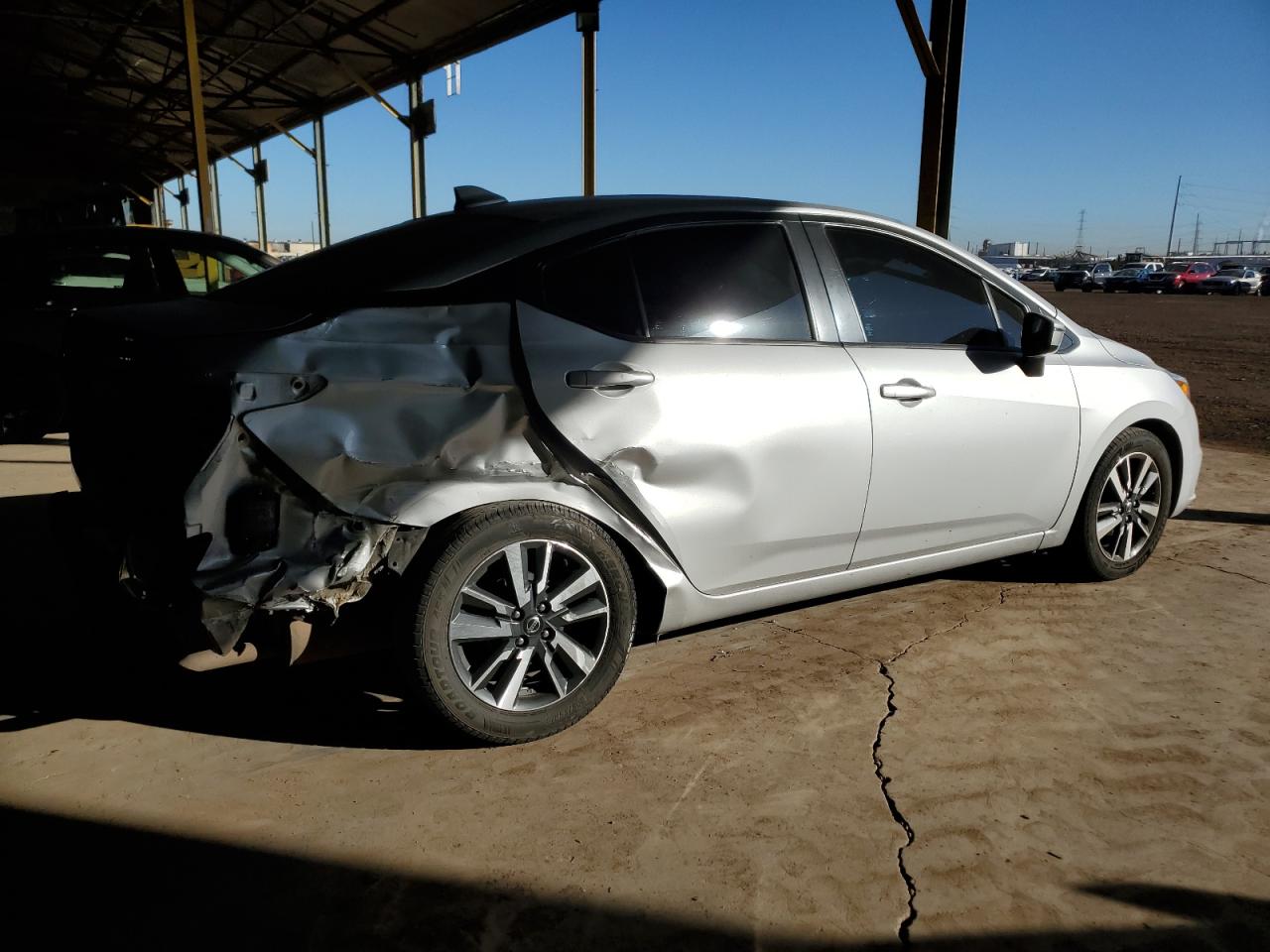 2021 Nissan Versa - Image 3