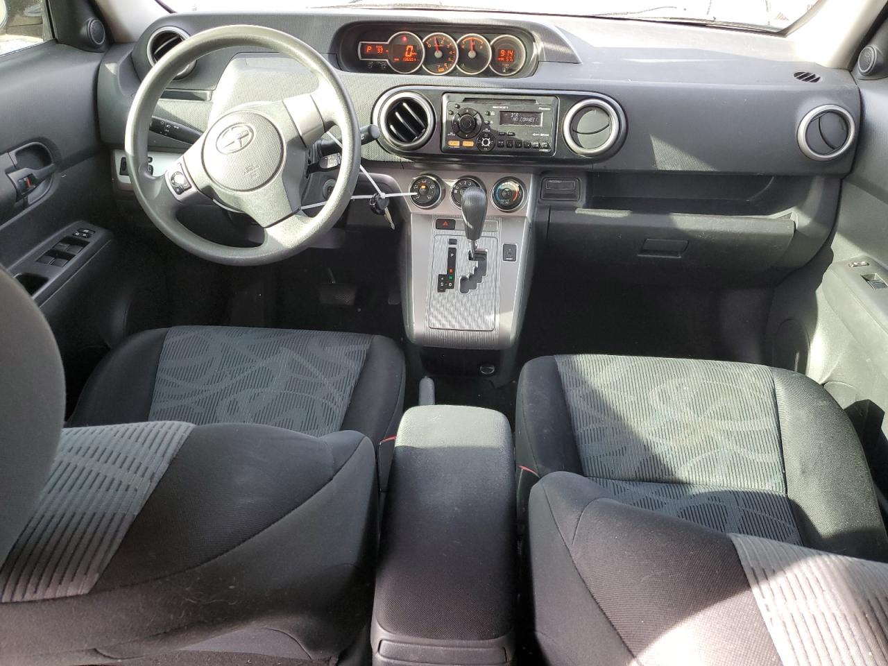 2012 Scion xB - Image 8