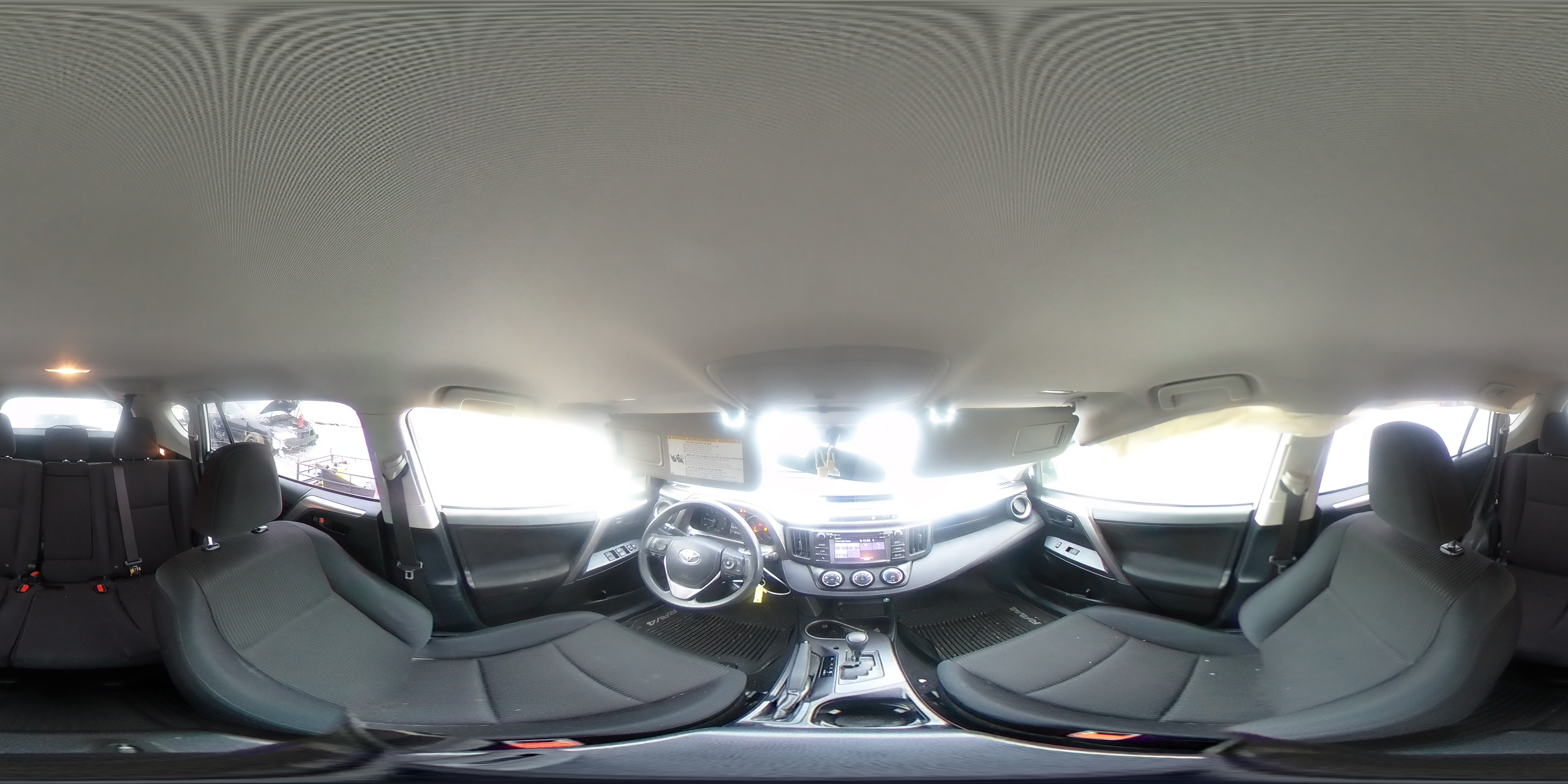 2018 Toyota RAV 4 - Image 14