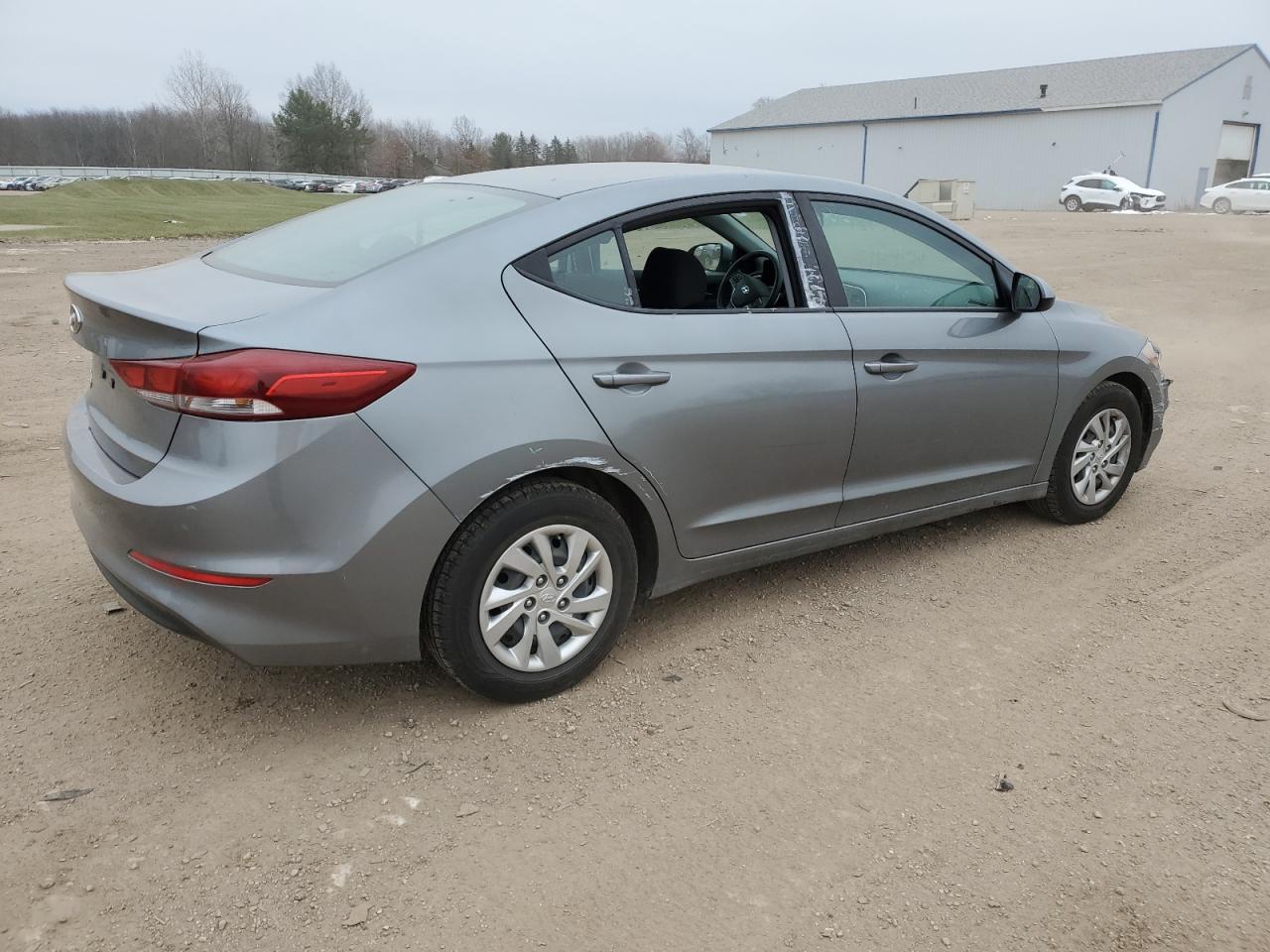 2018 Hyundai Elantra - Image 3