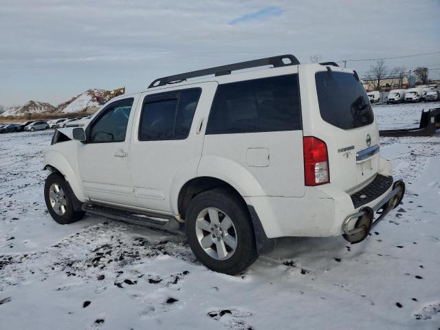 Паркетники NISSAN PATHFINDER 2012 Білий