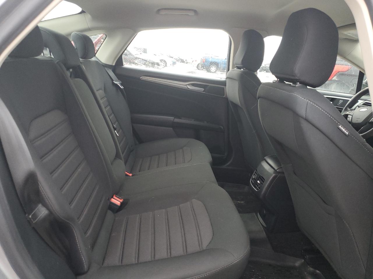 2020 Ford Fusion - Image 10