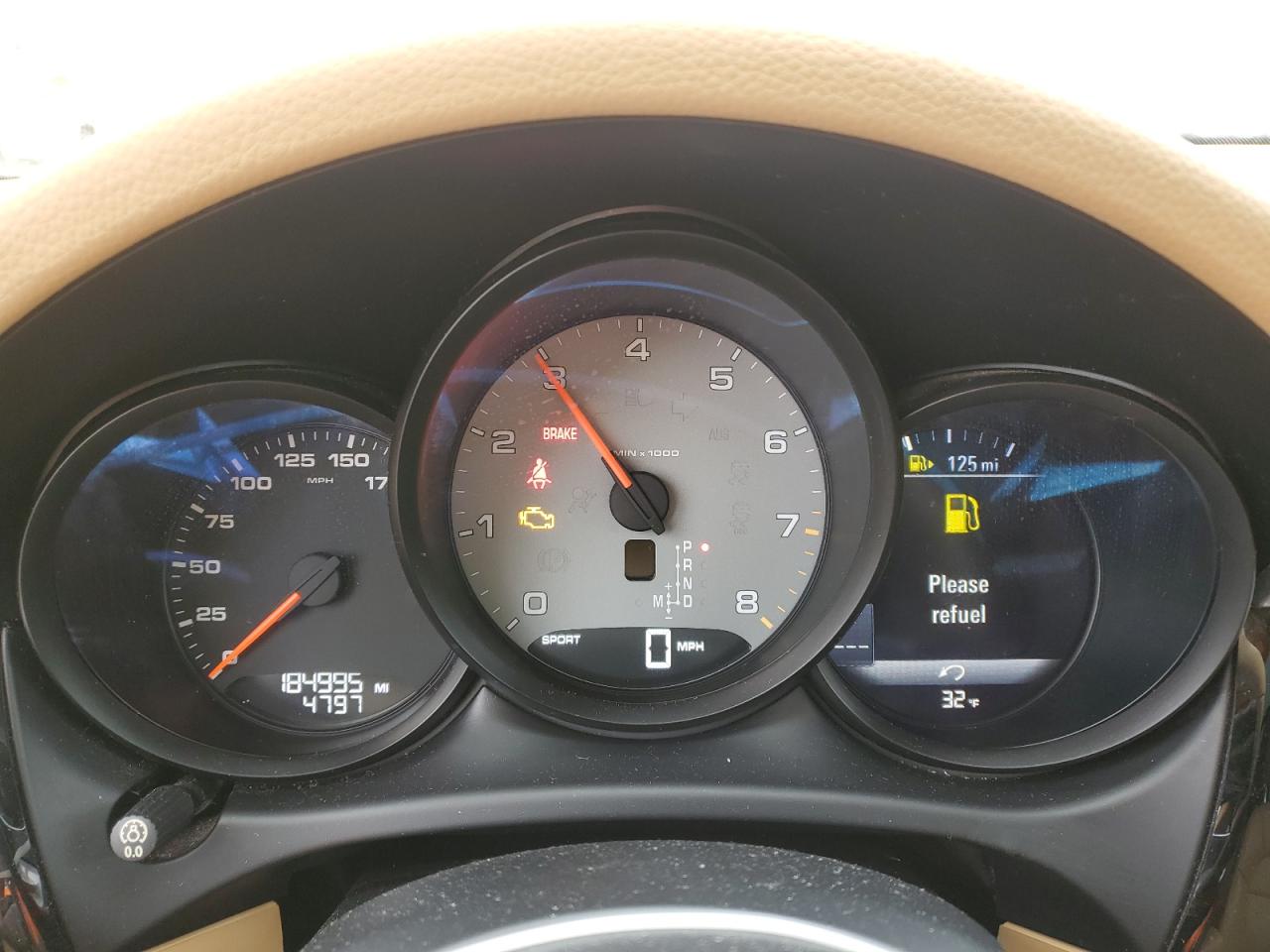 2017 Porsche Macan S VIN: WP1AB2A53HLB14099 Lot: 85723594