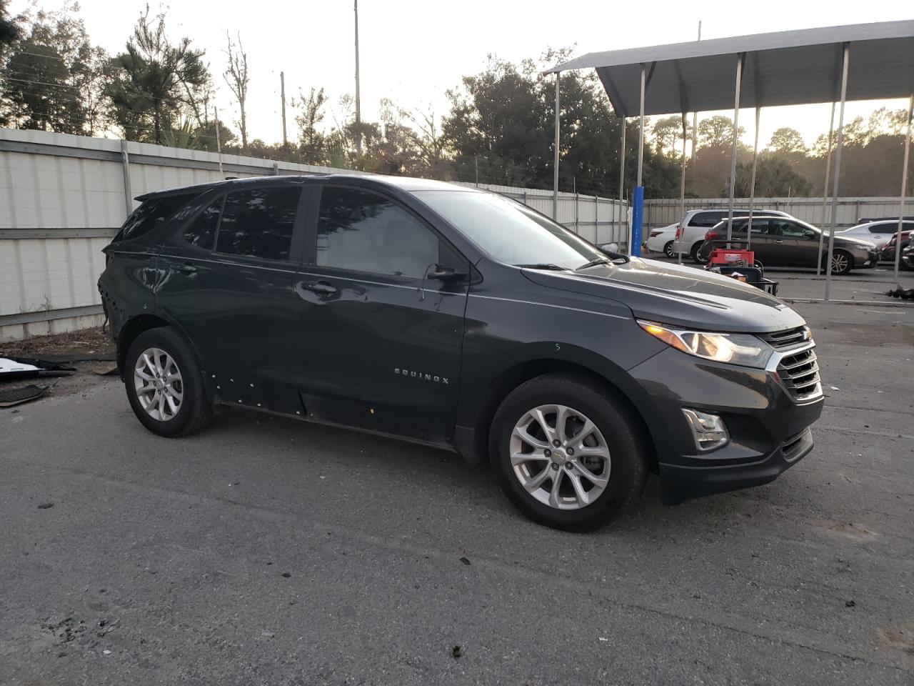 2020 Chevrolet Equinox - Image 4