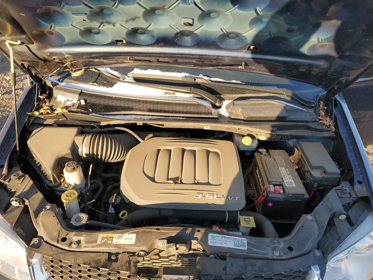 2015 Dodge Caravan - Image 13