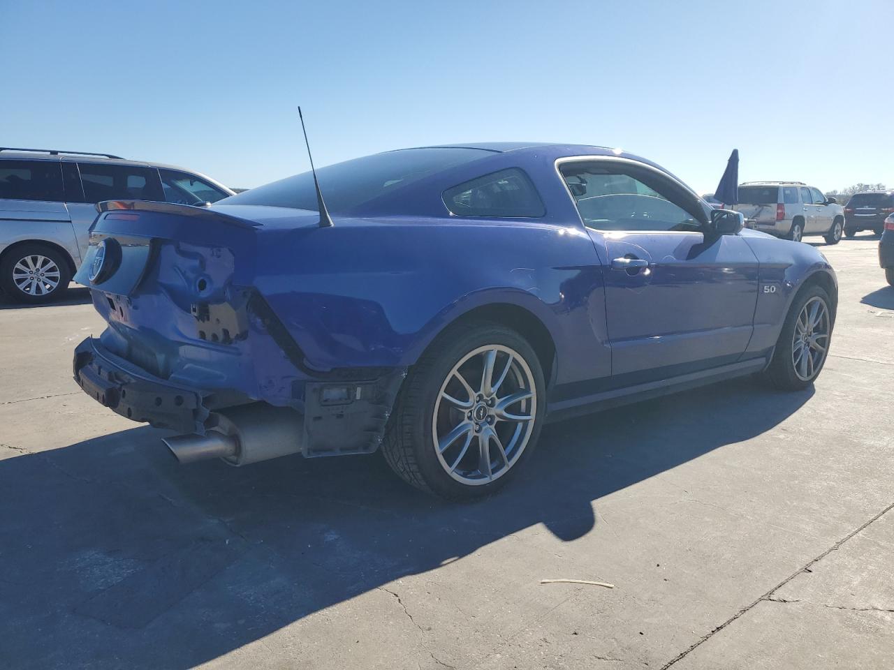 VIN 1ZVBP8CF9E5309363 2014 FORD MUSTANG no.3