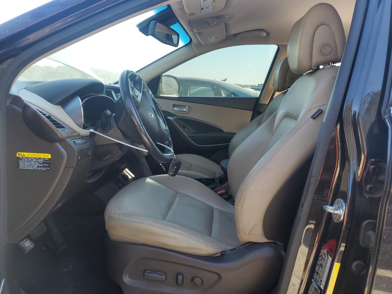 2017 Hyundai Santa Fe - Image 7