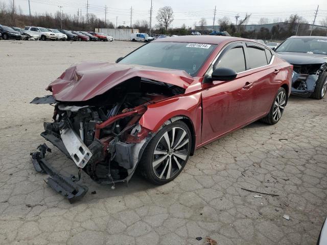  NISSAN ALTIMA 2020 Красный