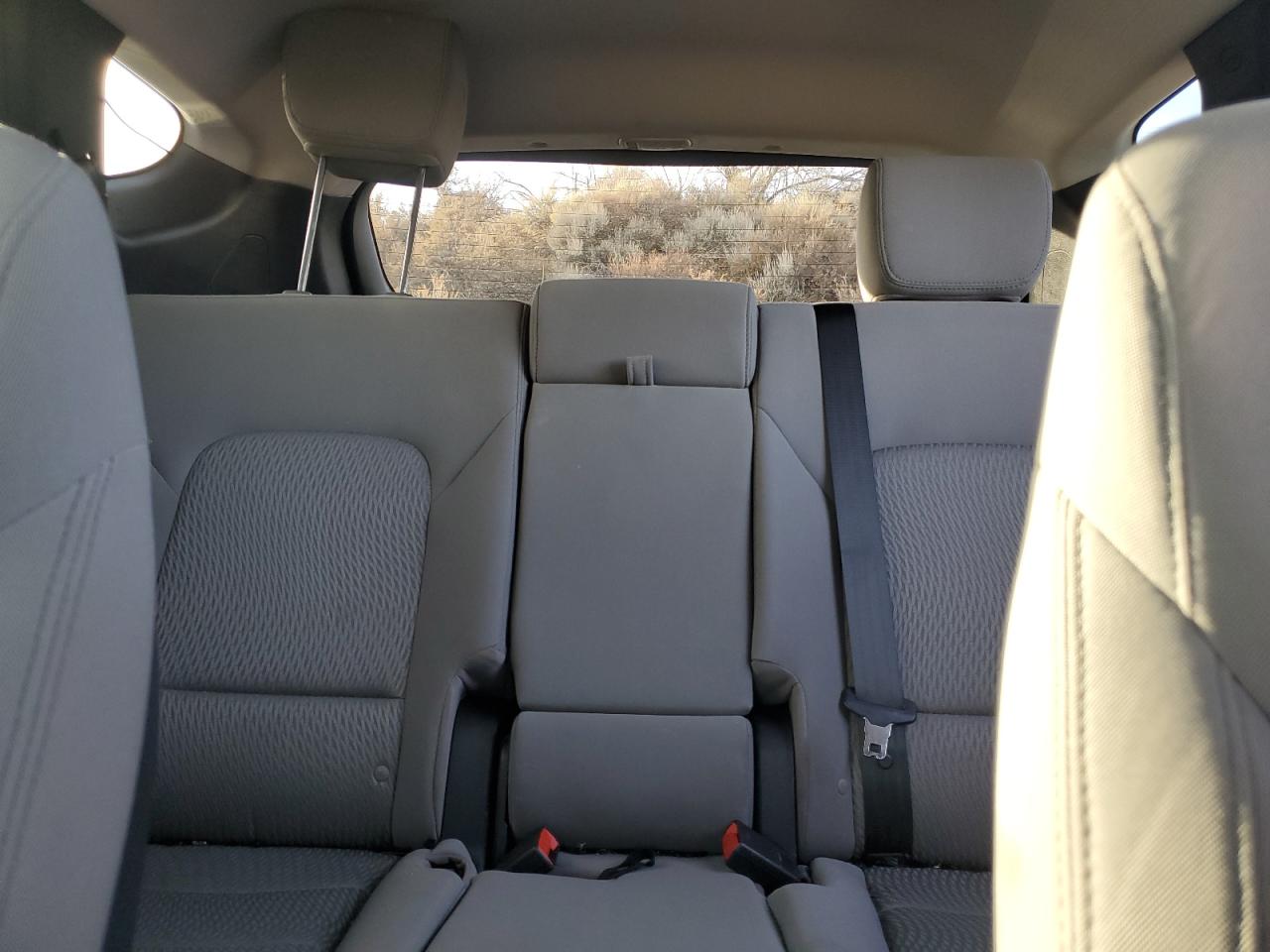 2014 Hyundai Santa Fe - Image 10