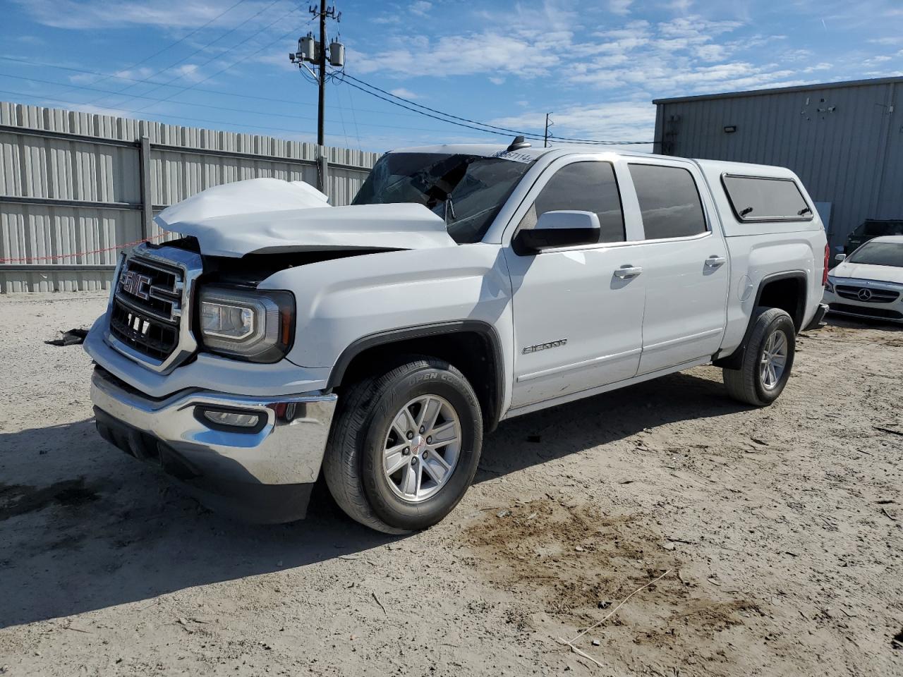 2017 GMC Sierra - Image 1