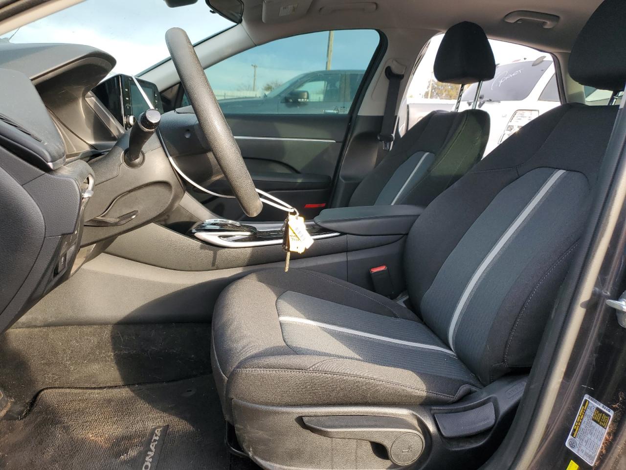 2022 Hyundai Sonata - Image 7