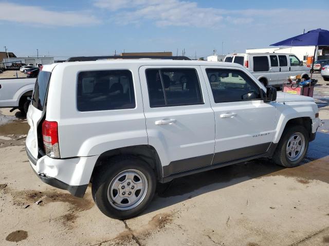  JEEP PATRIOT 2016 Белы