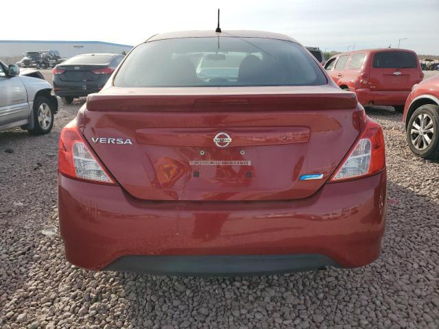 Sedans NISSAN VERSA 2015 Red