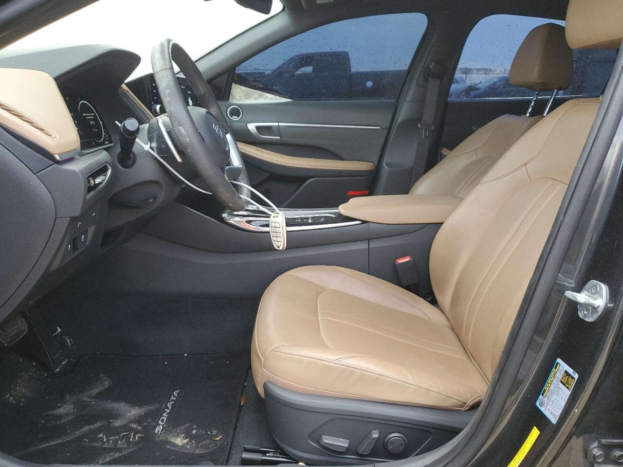 2022 Hyundai Sonata - Image 7