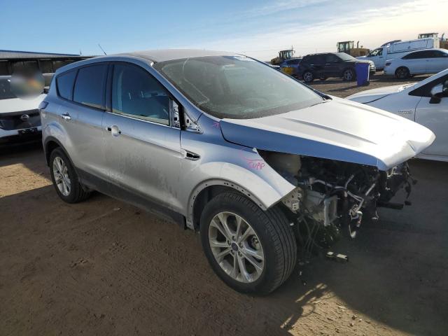  FORD ESCAPE 2017 Srebrny