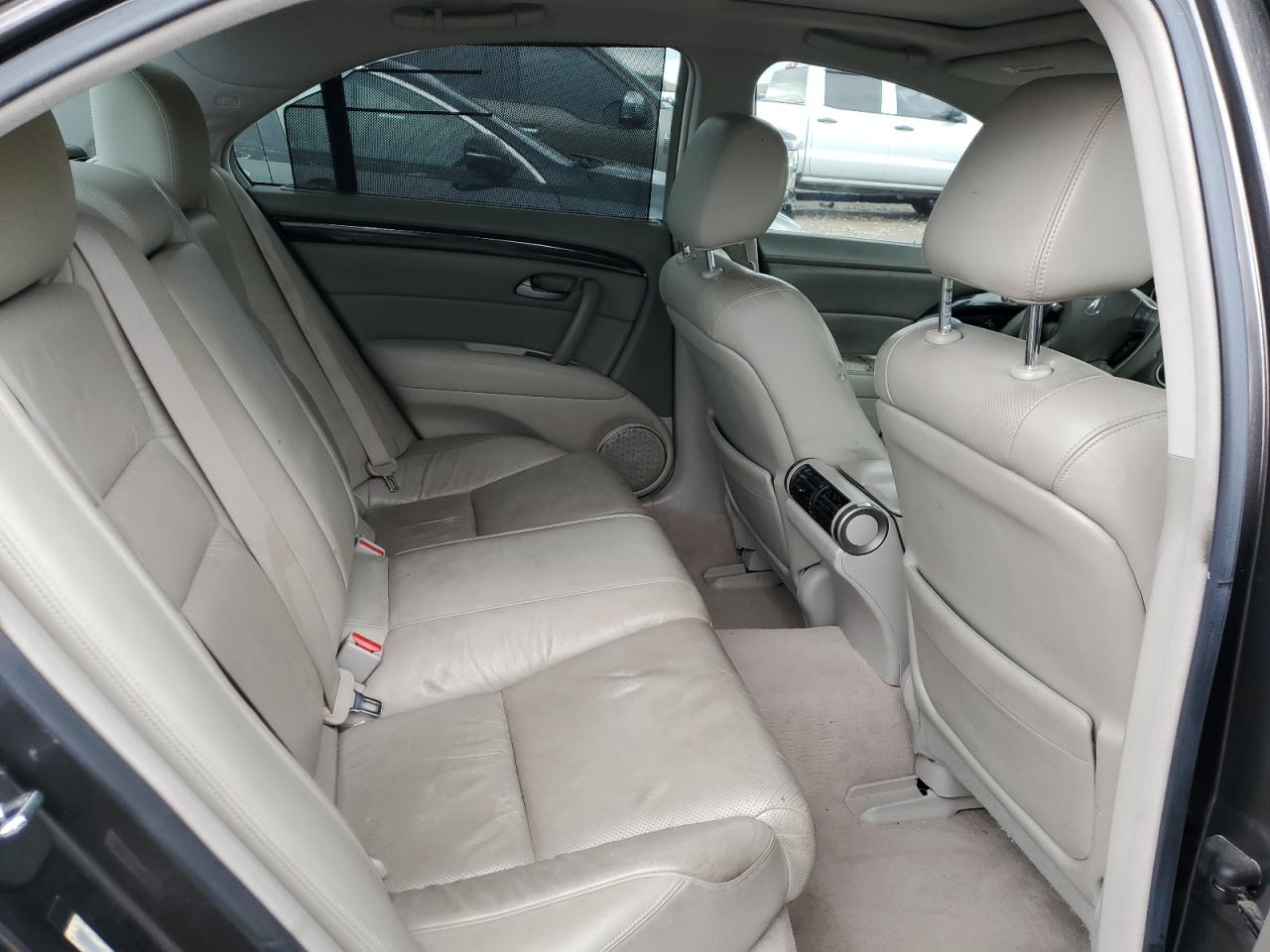 2009 Acura Rl VIN: JH4KB26609C002111 Lot: 84668184