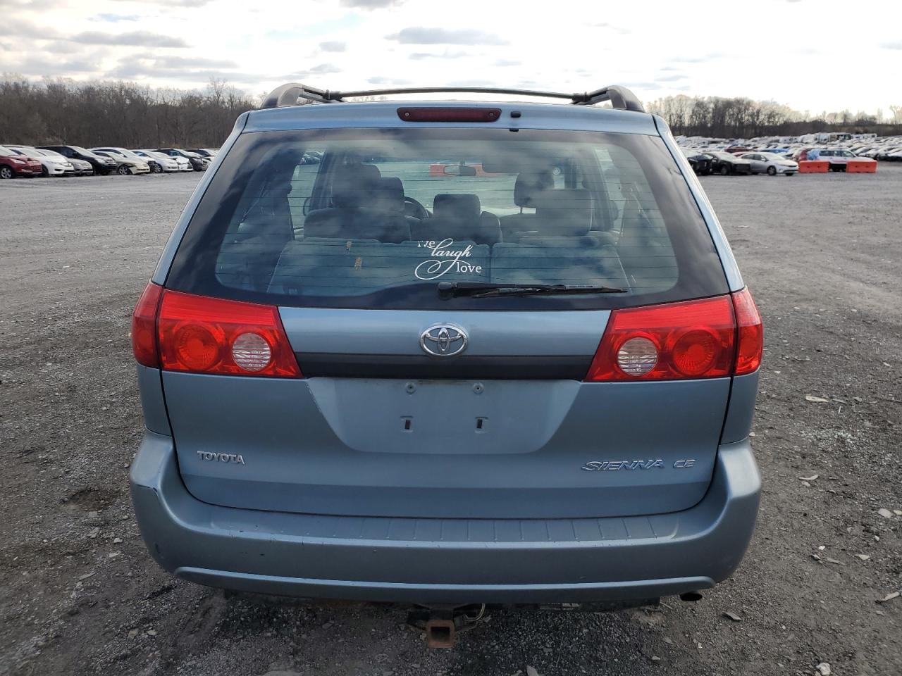 2007 Toyota Sienna - Image 6
