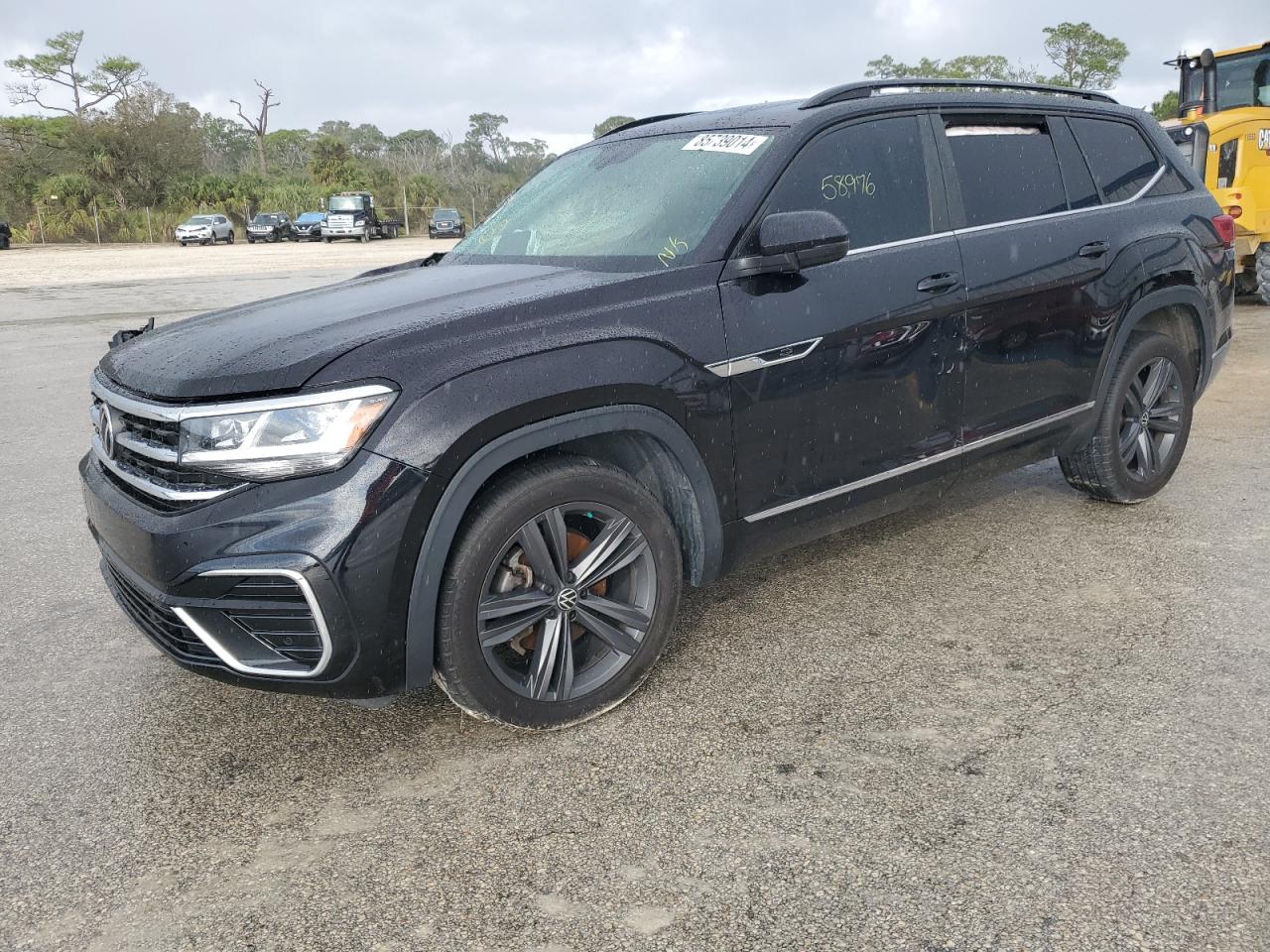 2021 Volkswagen Atlas - Image 1
