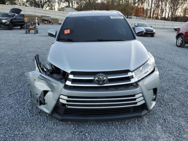  TOYOTA HIGHLANDER 2017 Silver