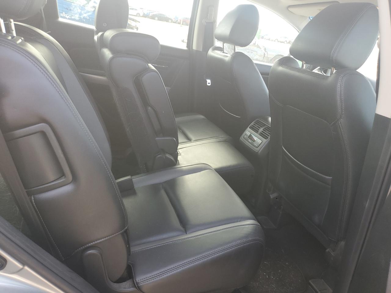 2012 Mazda CX-9 - Image 11