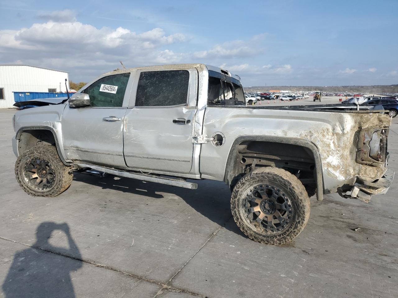 2018 GMC Sierra - Image 2
