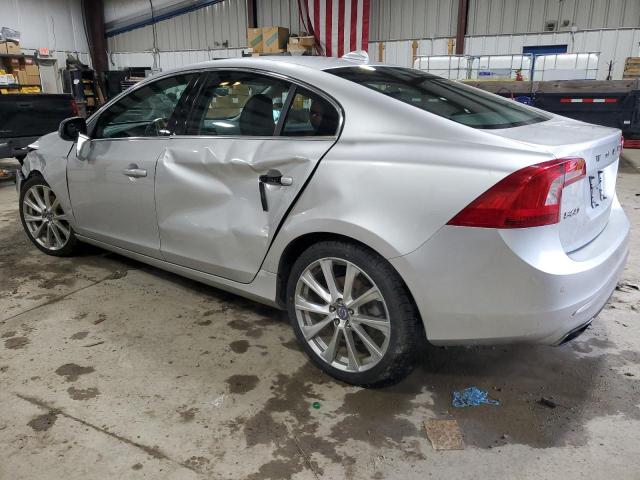  VOLVO S60 2016 Srebrny