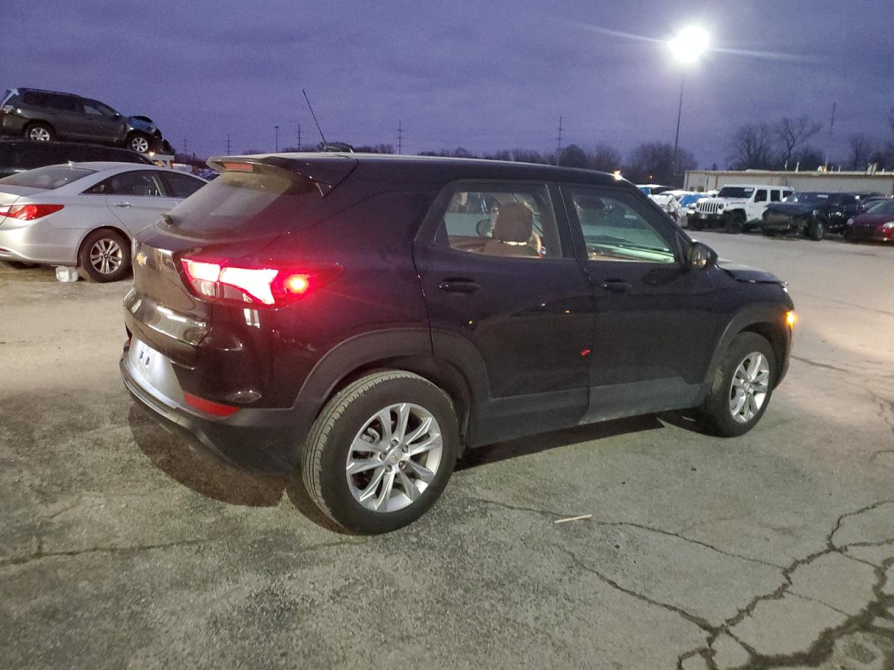 2023 Chevrolet TrailBlazer - Image 3