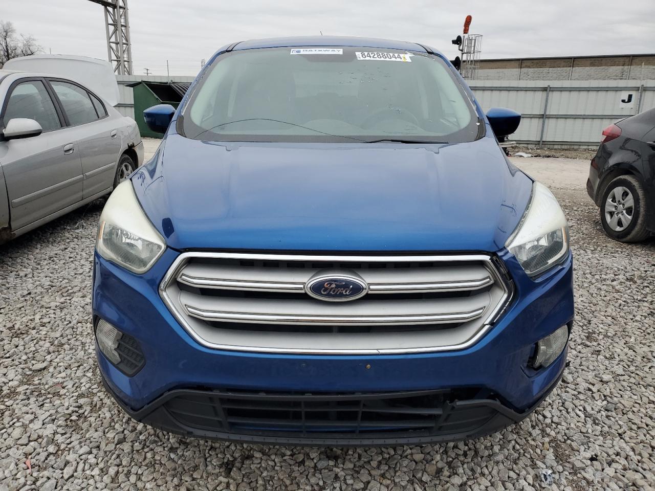 VIN 1FMCU9GD9HUC62601 2017 FORD ESCAPE no.5