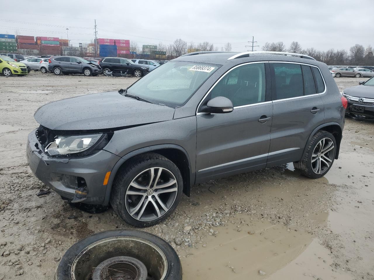 VIN WVGVV7AX7HK030085 2017 VOLKSWAGEN TIGUAN no.1