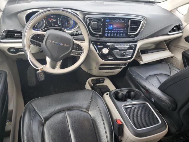Мінівени CHRYSLER PACIFICA 2017 Білий