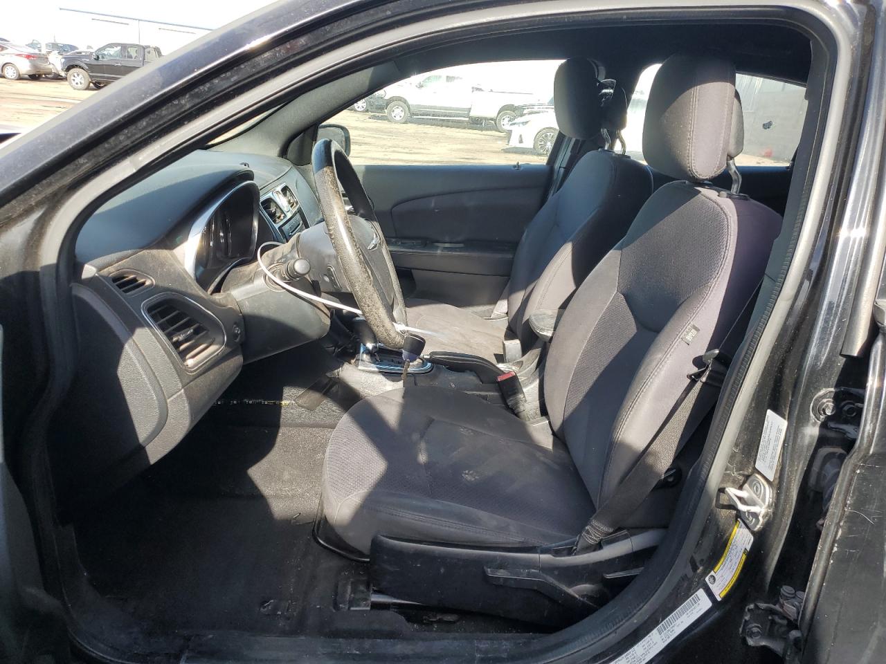 2013 Chrysler 200 Lx VIN: 1C3CCBAB2DN686071 Lot: 85161354