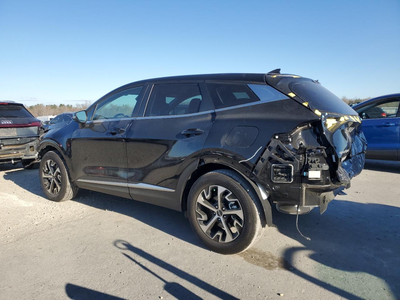 2024 Kia Sportage - Image 2