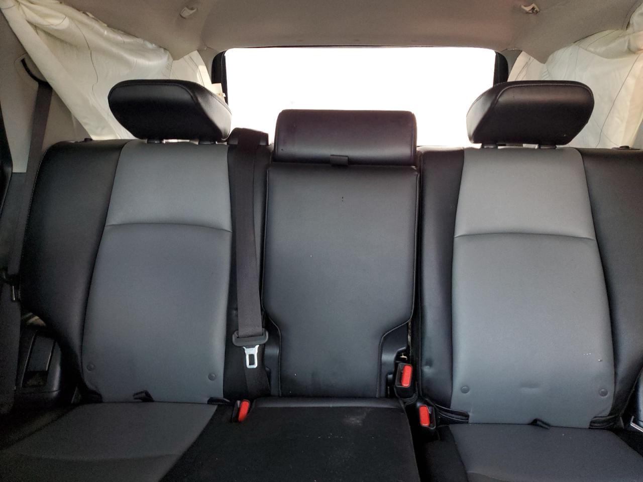 2018 Toyota 4Runner - Image 10