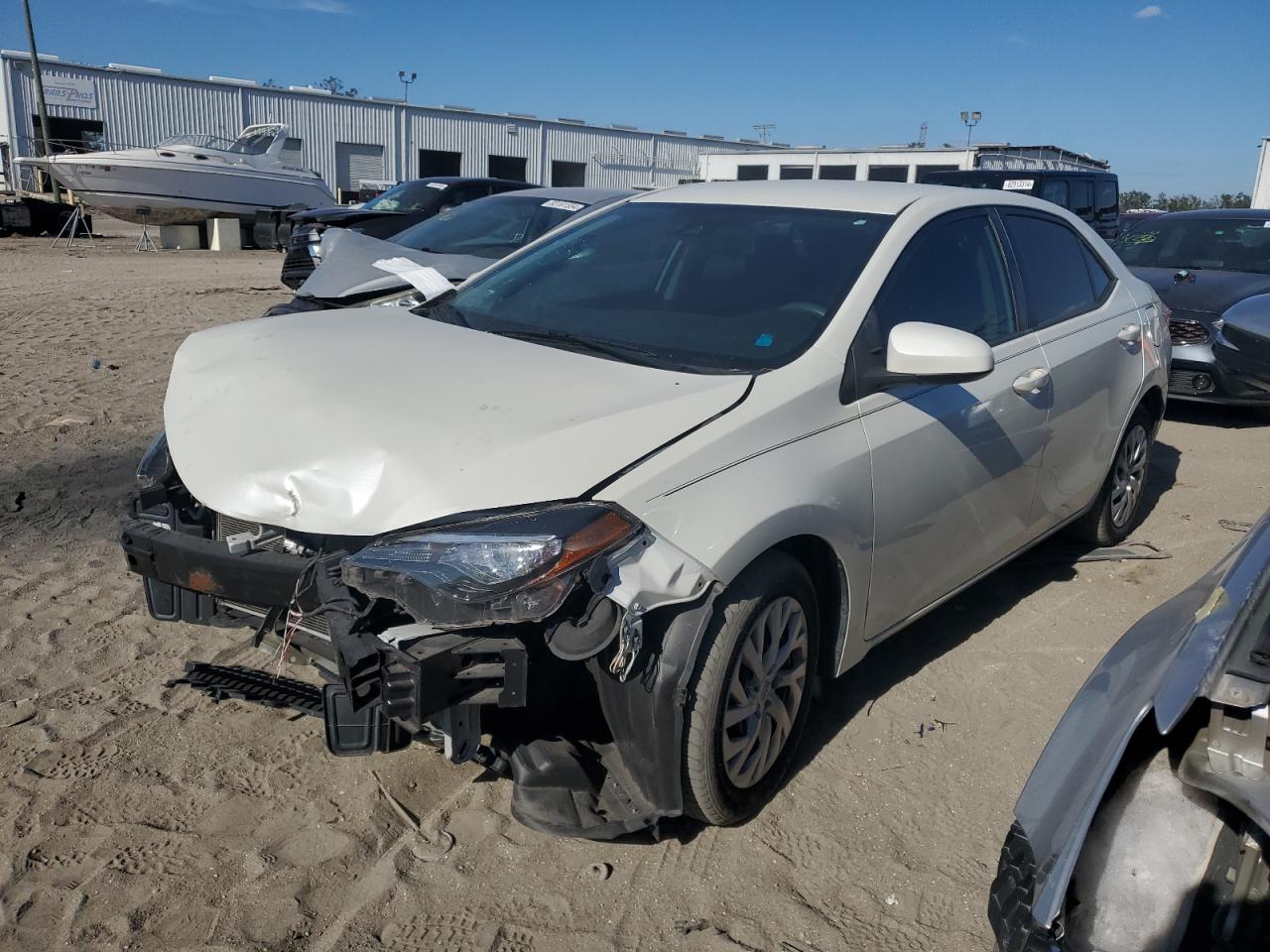 VIN 5YFBURHEXHP631602 2017 TOYOTA COROLLA no.1