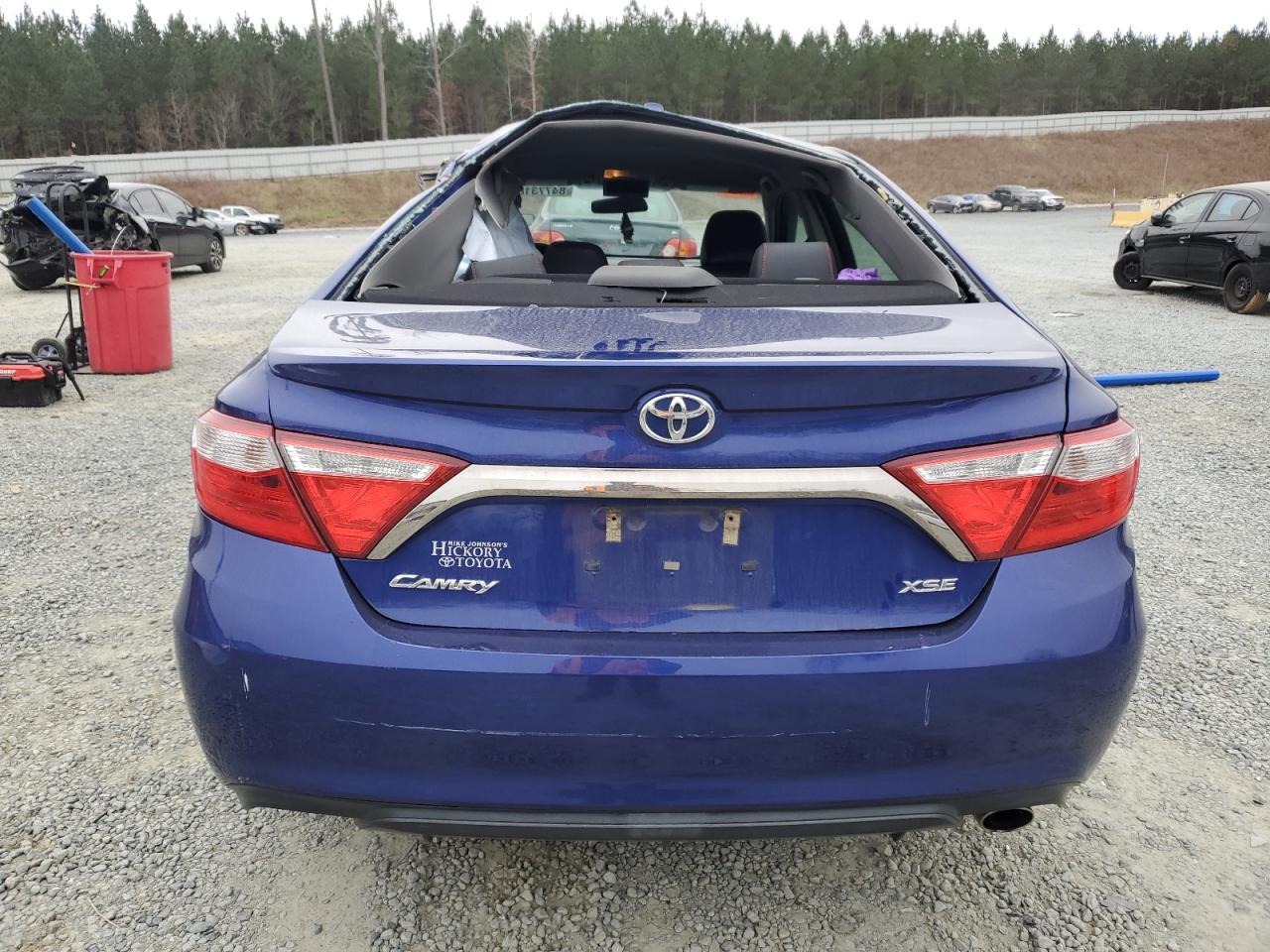 2016 Toyota Camry - Image 6
